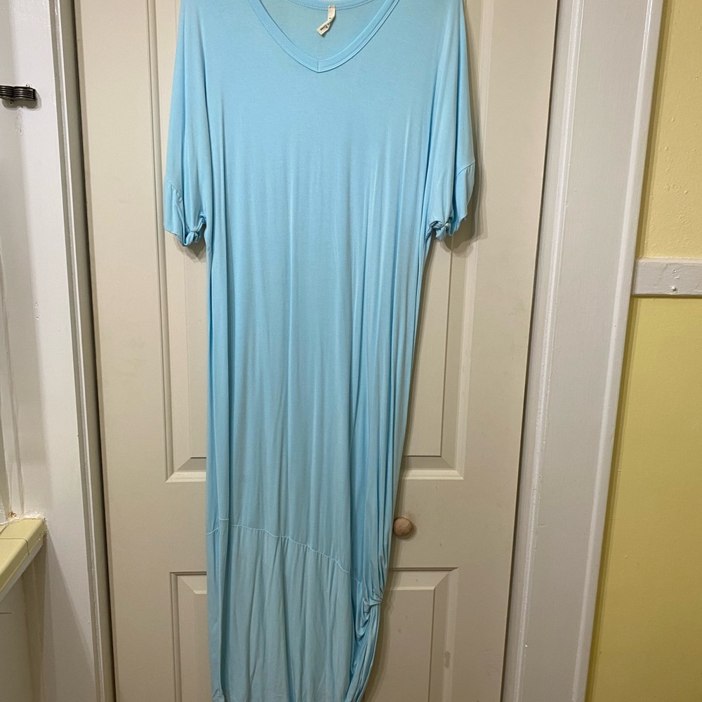 Bees on River blueish aqua maxi